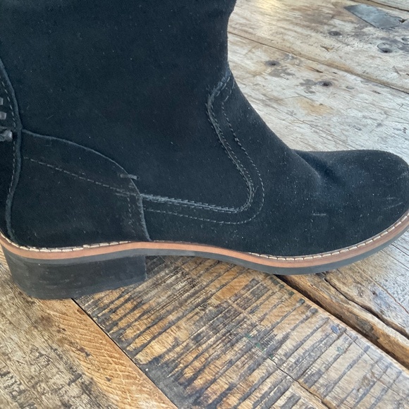 Lucca black suede boots,6 1/2. - Picture 13 of 16